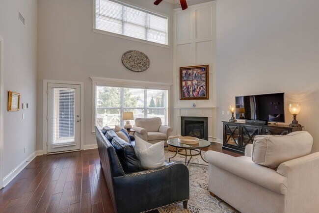 Building Photo - Spotless 5BR/3.5BA rental home, Meade of A...