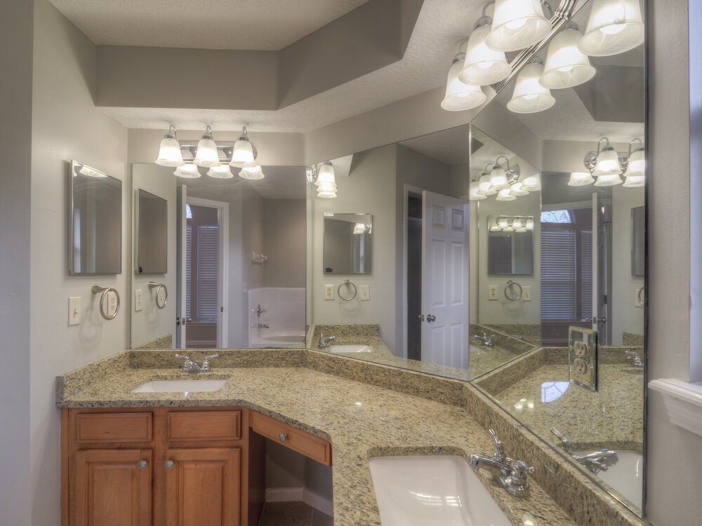 Building Photo - 552 Sparrow Branch Cir