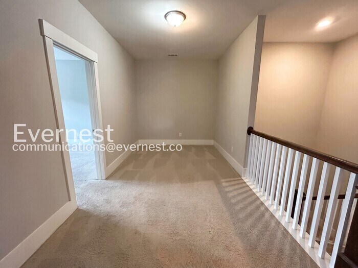 Building Photo - 6010 Winding Lakes Dr