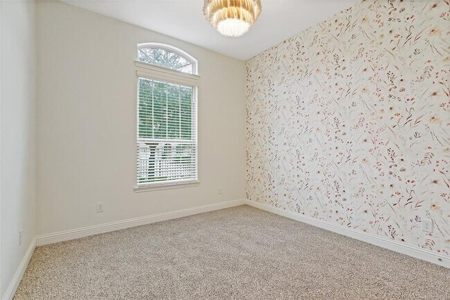 Building Photo - 3556 Woods Estates Dr