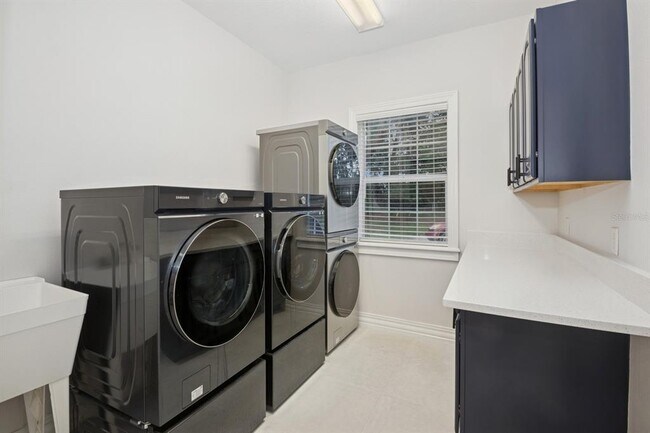 Building Photo - 35520 Timbertop Ln