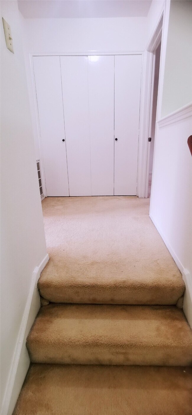 Building Photo - 8313 Augustine Dr