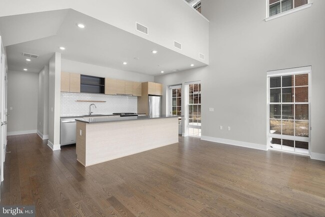 Building Photo - 502 Diamondback Dr