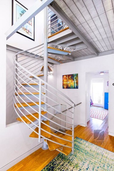 Building Photo - 1607 Tremont St