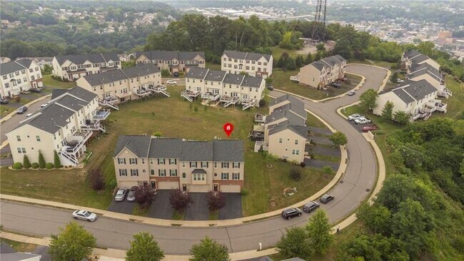 Building Photo - 356 Sunrise Dr