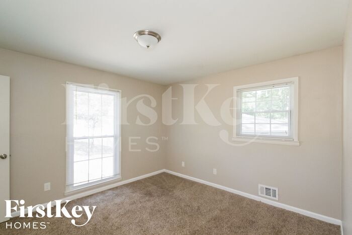 Building Photo - 4083 Vale Ct