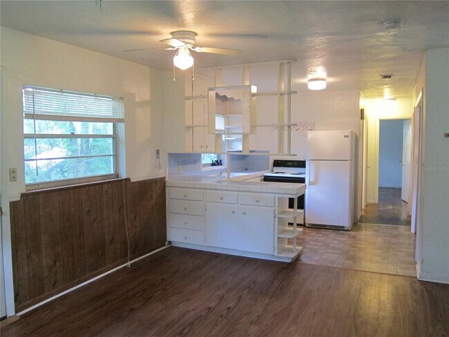 Building Photo - 380 NW 27th Terrace