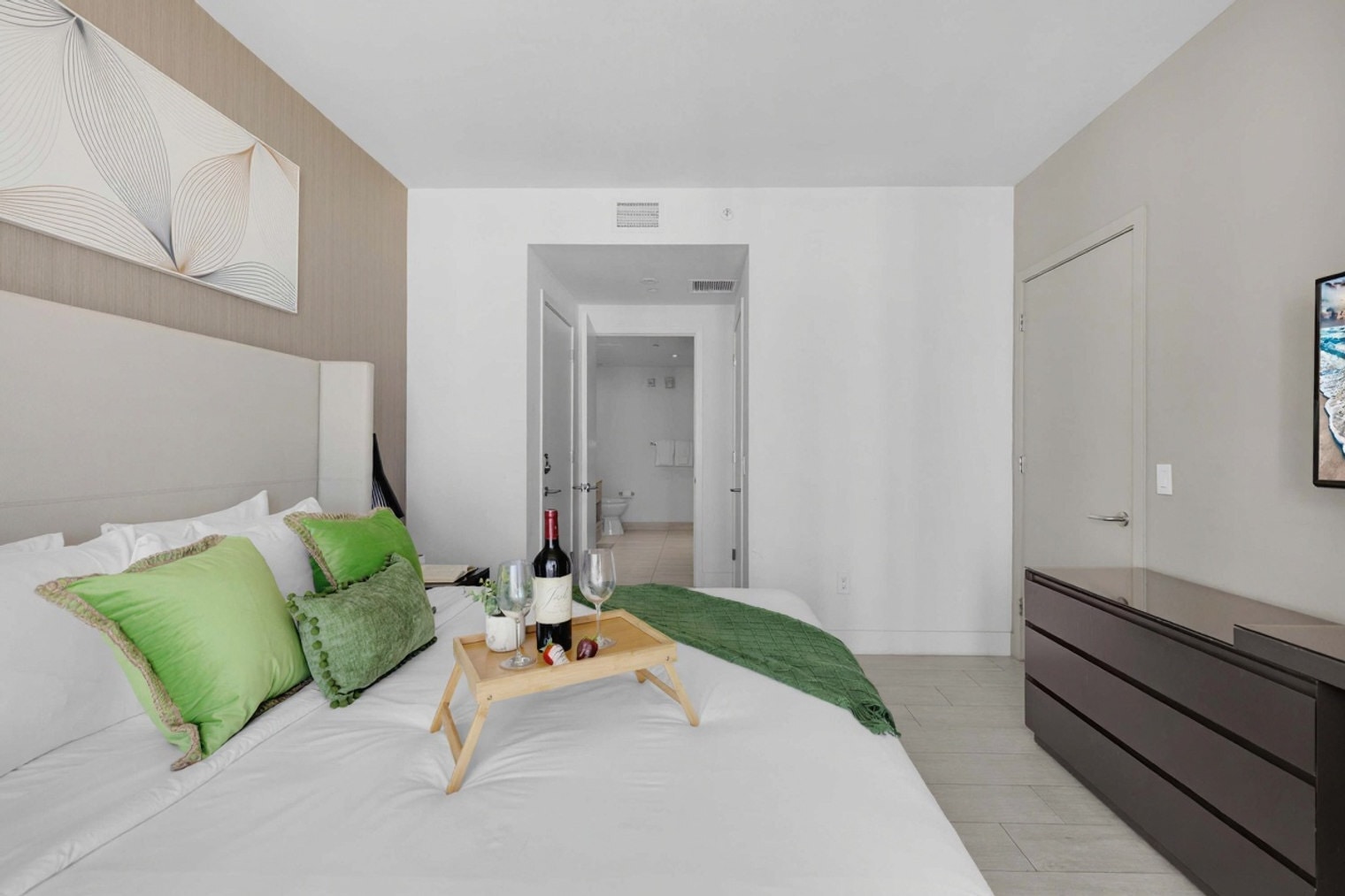 Building Photo - 4112 Jimmy Buffett Mem Hwy