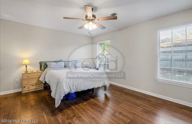 Building Photo - 7194 Atterbury Cir E