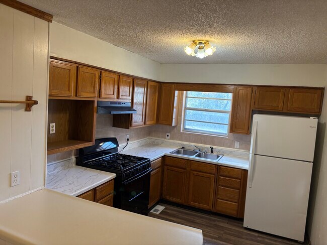 Building Photo - 2538 E 48th St N