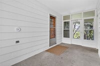 Building Photo - 11 Forest Ln