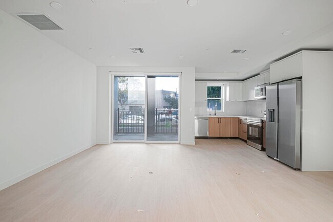 Building Photo - Welcome to the Gramercy