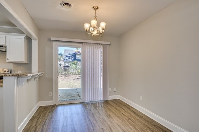 Building Photo - 3423 Cannongate Dr