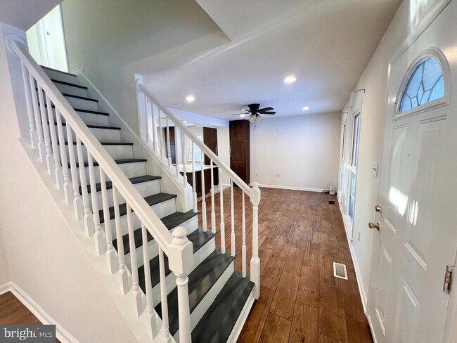 Building Photo - 13734 Moccasin Ct