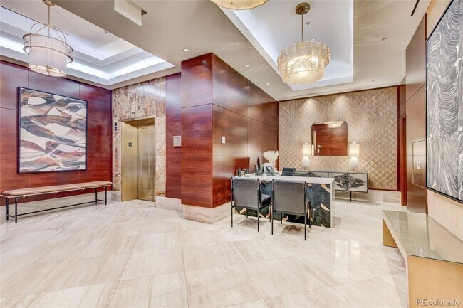 Building Photo - Ritz Carlton Residences - Two Story Penthouse Unit!