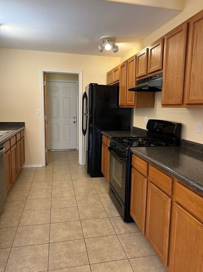 Building Photo - 7603 Mesa Del Oro Ln