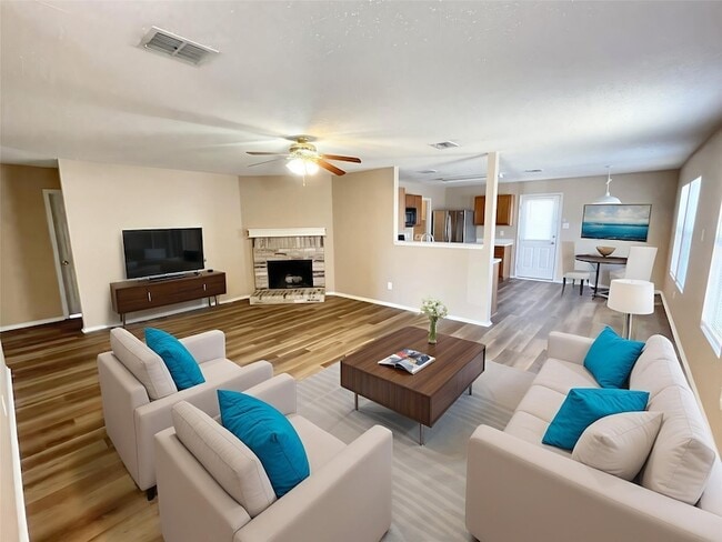 Building Photo - 5405 Shiver Rd