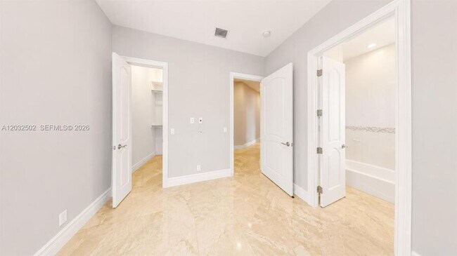 Building Photo - 5751 SW 59th St