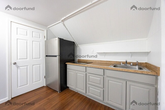 Building Photo - 123 Union Ave