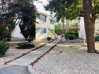 Building Photo - DT Beaverton-Old Town Super Private 2 Bedr...
