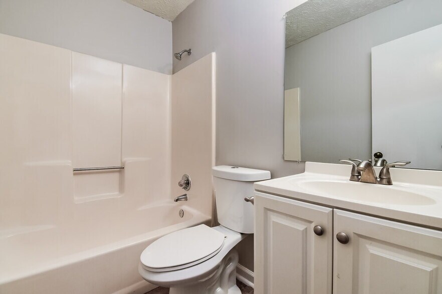 Building Photo - 4114 Red Laurel Way SW