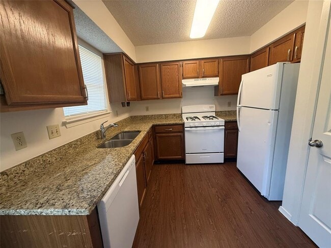 Building Photo - 10609 Archdale Dr