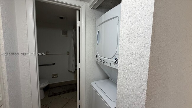 Building Photo - 11477 NW 39th Ct