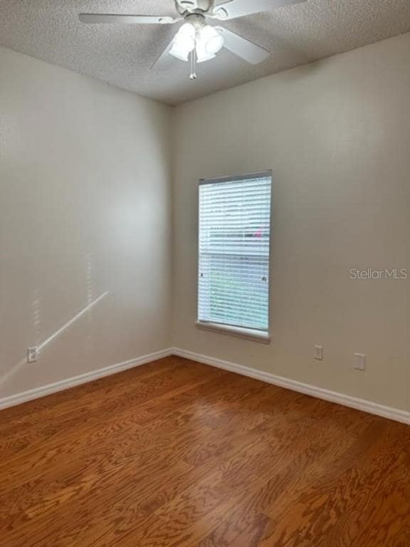 Building Photo - 4963 Waterside Pointe Cir