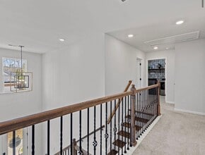 Building Photo - 194 Cherry Grv Dr