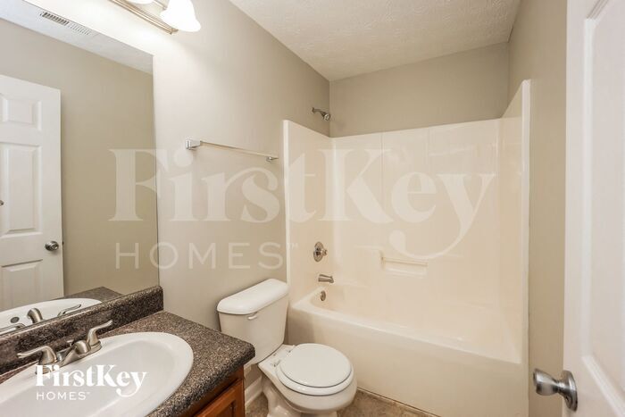 Building Photo - 244 Millstone Dr
