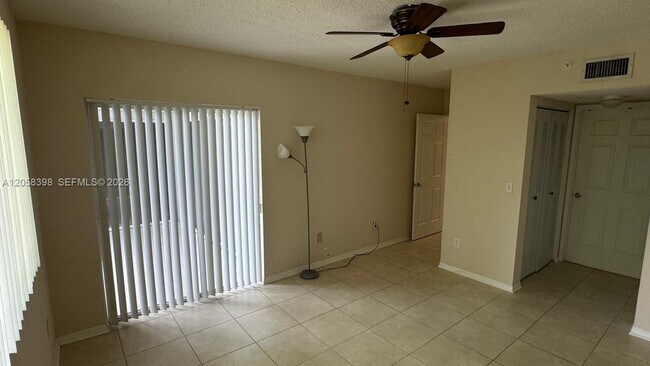 Building Photo - 2600 S University Dr