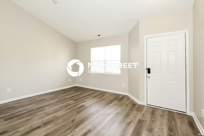 Building Photo - 1628 Lisbon Ln