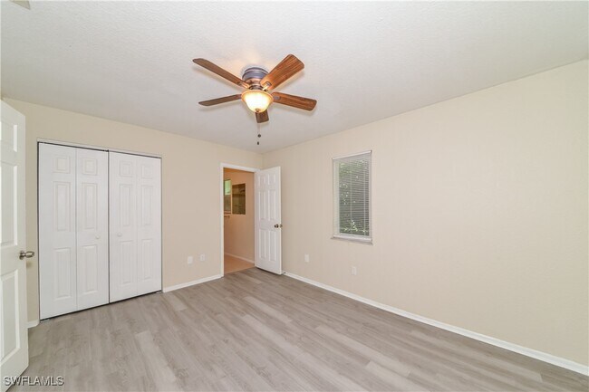 Primary Photo - 2643 S San Mateo Dr