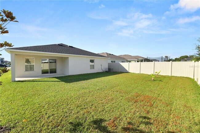 Building Photo - 2547 Zachary Taylor Wy