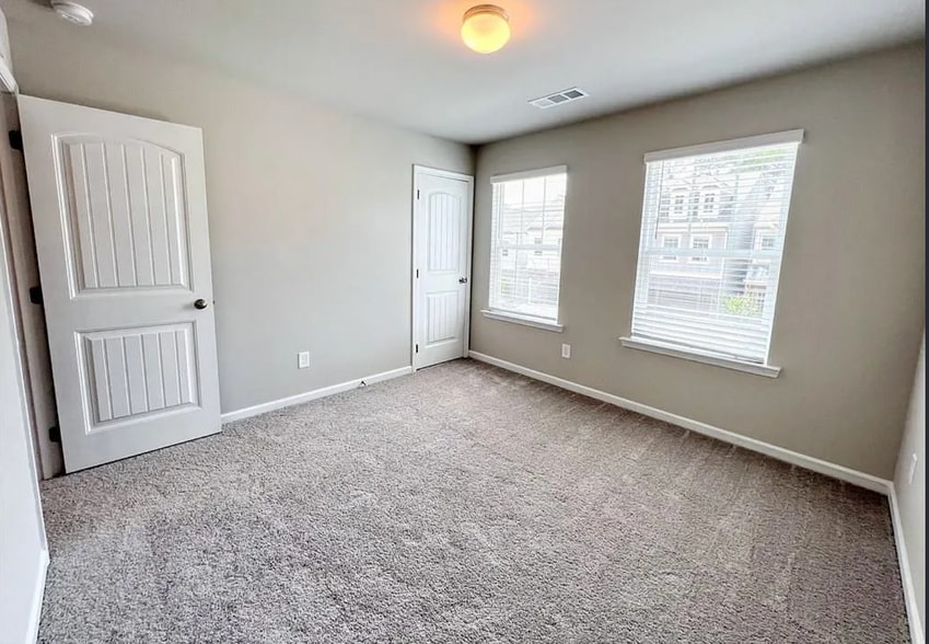 Building Photo - 257 Whitetail Cir