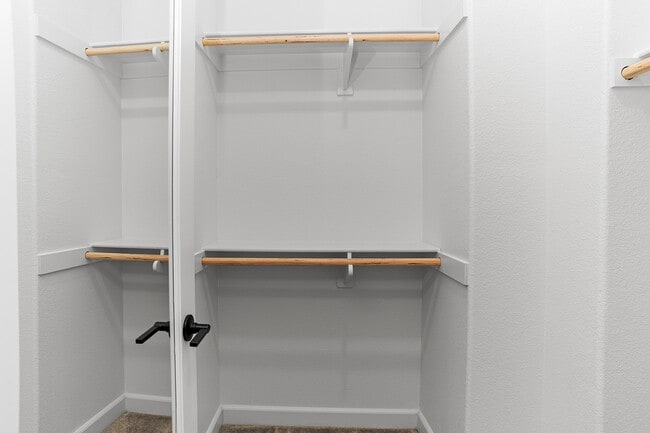 Building Photo - 1219 Sunrise View