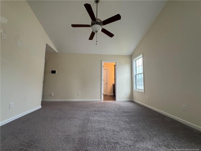 Building Photo - 185 Ledgebrook Ln