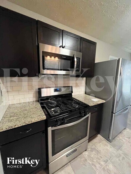 Building Photo - 4192 Tyler Ct