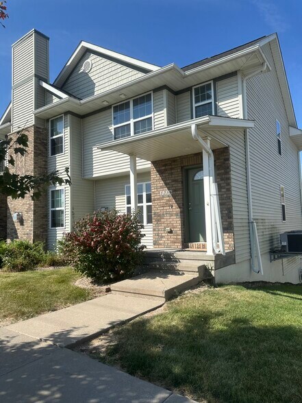 Primary Photo - 1256 Nicholas Ln