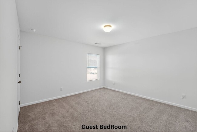 Building Photo - 233 Bloomfield Cir