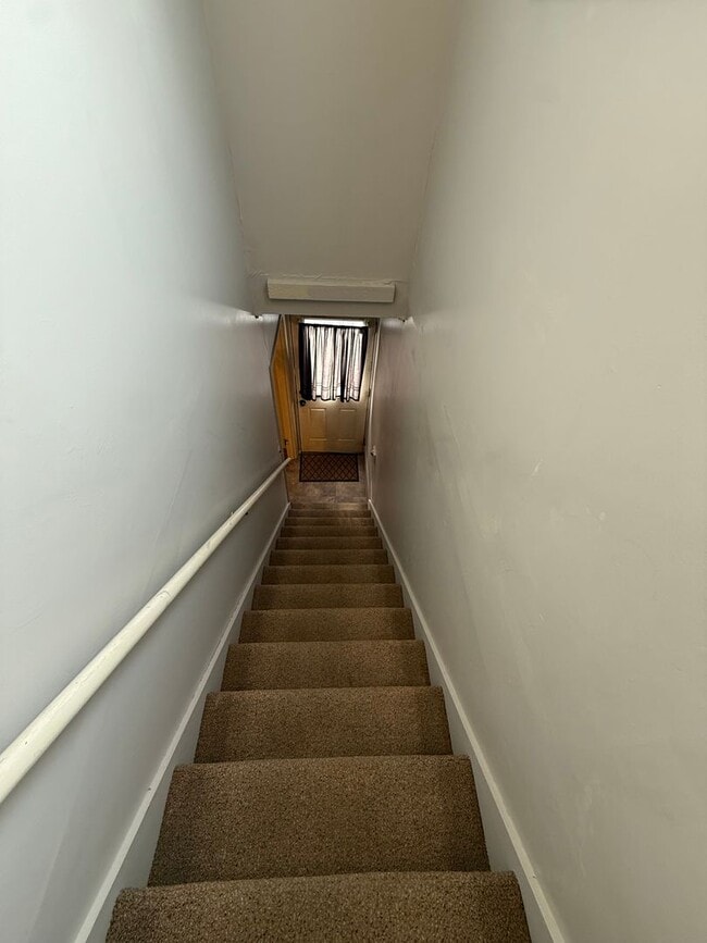 Building Photo - 1411 3rd Ave