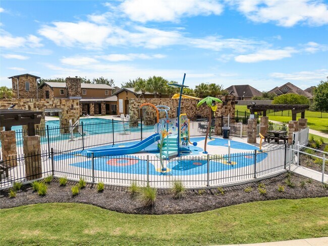 Building Photo - 16226 Amber Brown Dr