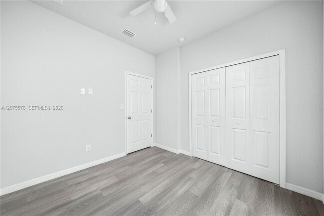 Building Photo - 1481 Las Villas Blvd