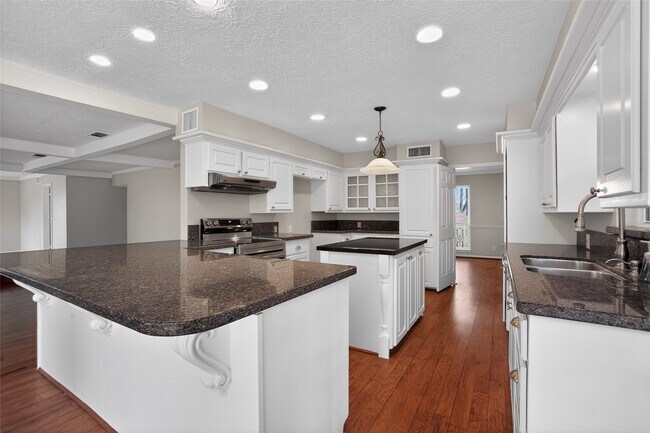 Building Photo - 112 Kirkwood Ln