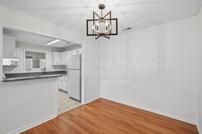 Building Photo - 1809 Augusta Dr