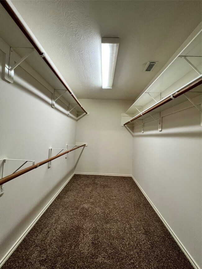 Building Photo - 21810 Dimmett Way