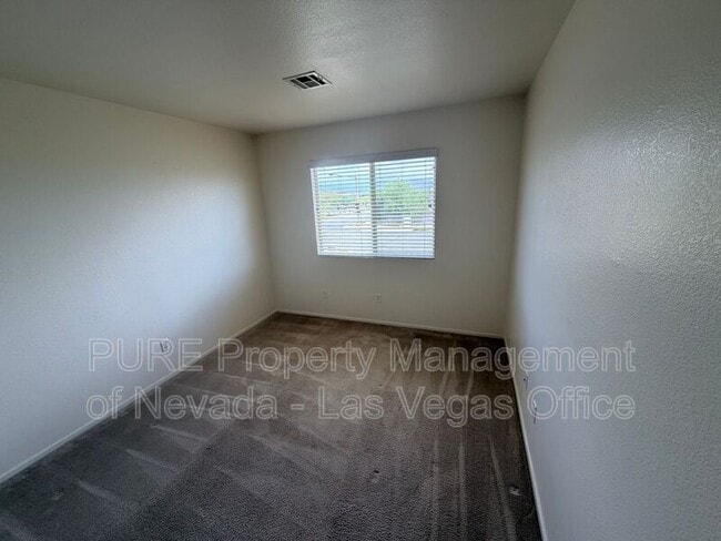 Building Photo - 925 Lexington Cross Dr