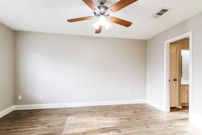 Building Photo - 12207 Evening Glen Ct