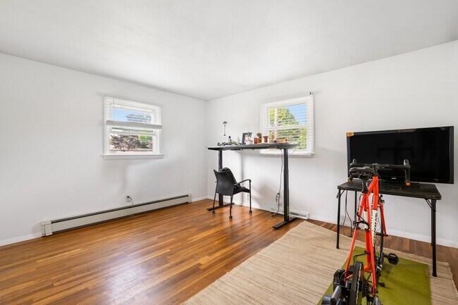 Building Photo - 14 Wallis Rd