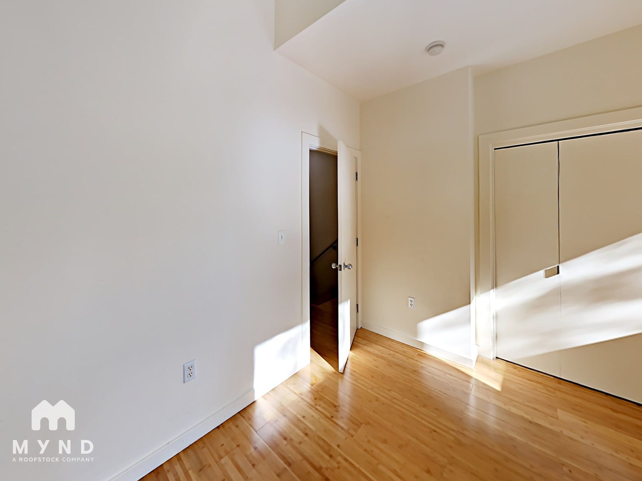 Building Photo - 1222 32nd St